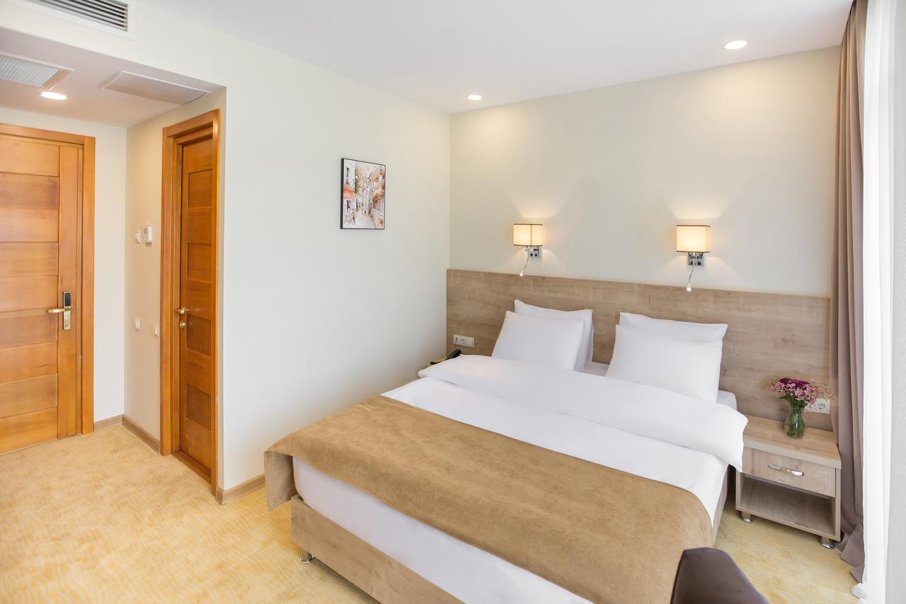 Bridge Boutique Hotel Tbilisi Ngoại thất bức ảnh
