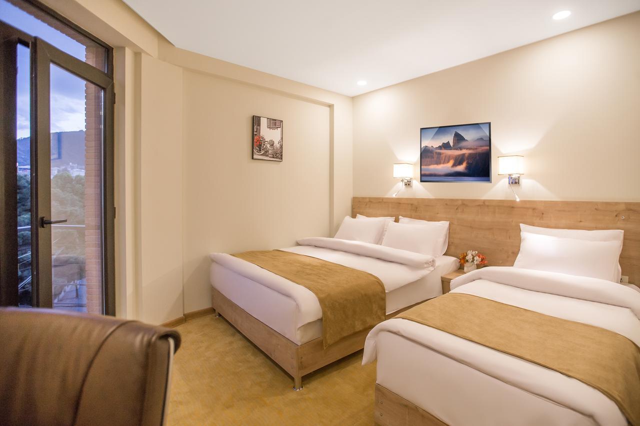 Bridge Boutique Hotel Tbilisi Ngoại thất bức ảnh