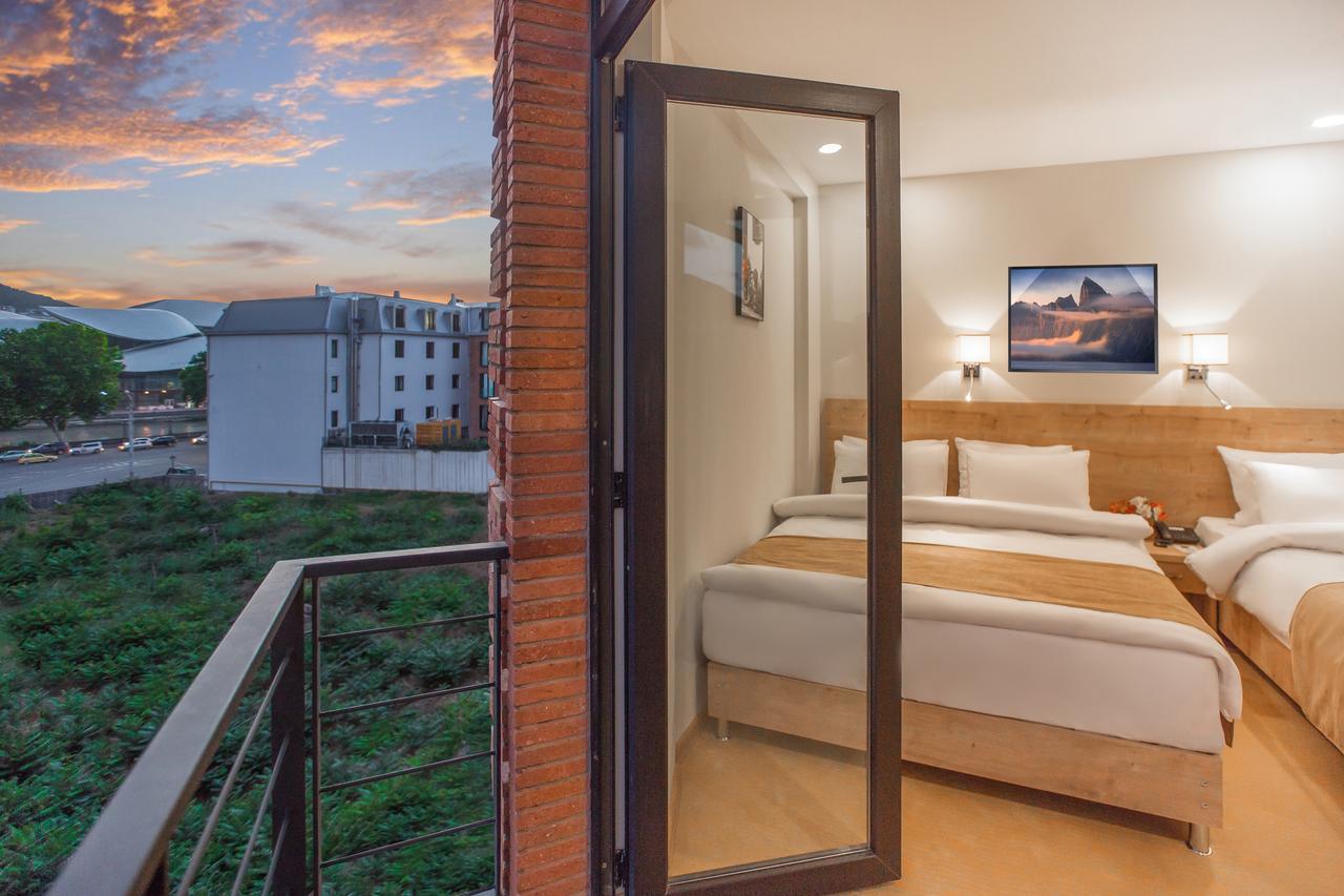 Bridge Boutique Hotel Tbilisi Ngoại thất bức ảnh
